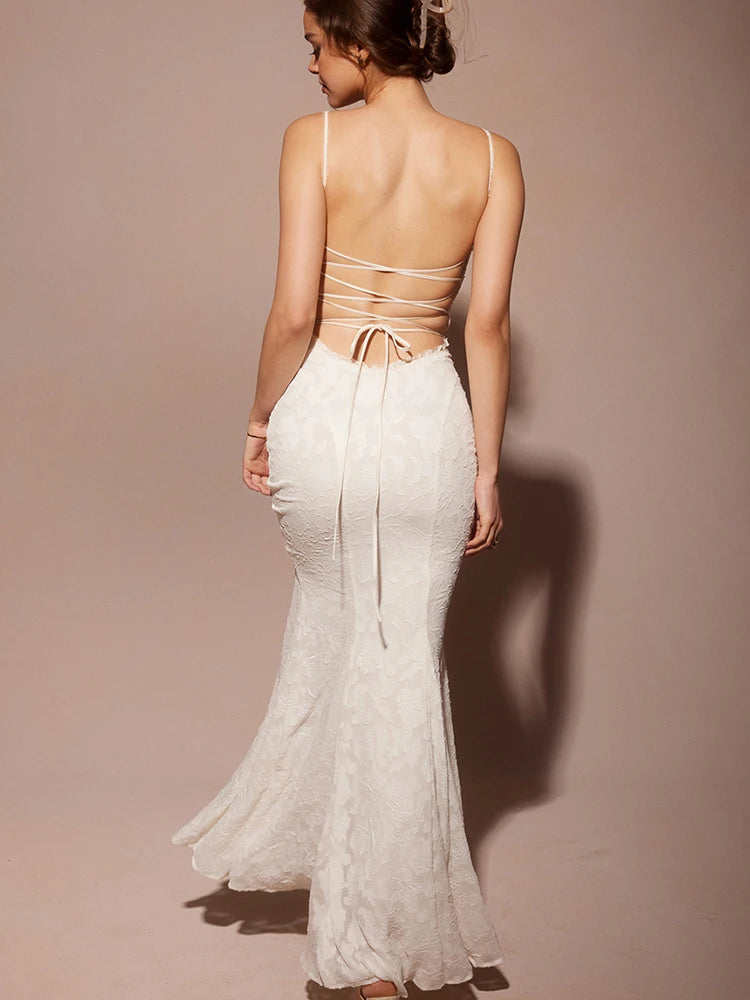 Elegant Backless Spaghetti Strap Maxi Dress for Summer Events - Image 3