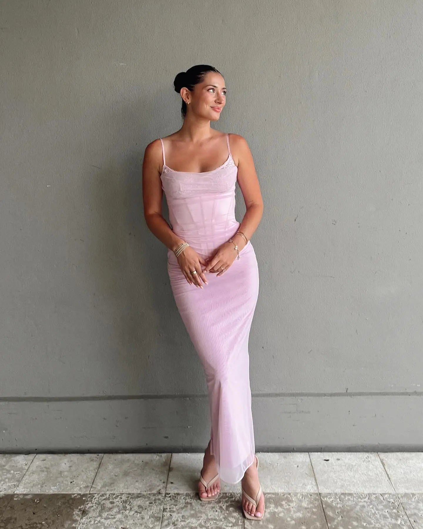 Elegant Mesh Backless Maxi Dress in Light Purple - Image 4
