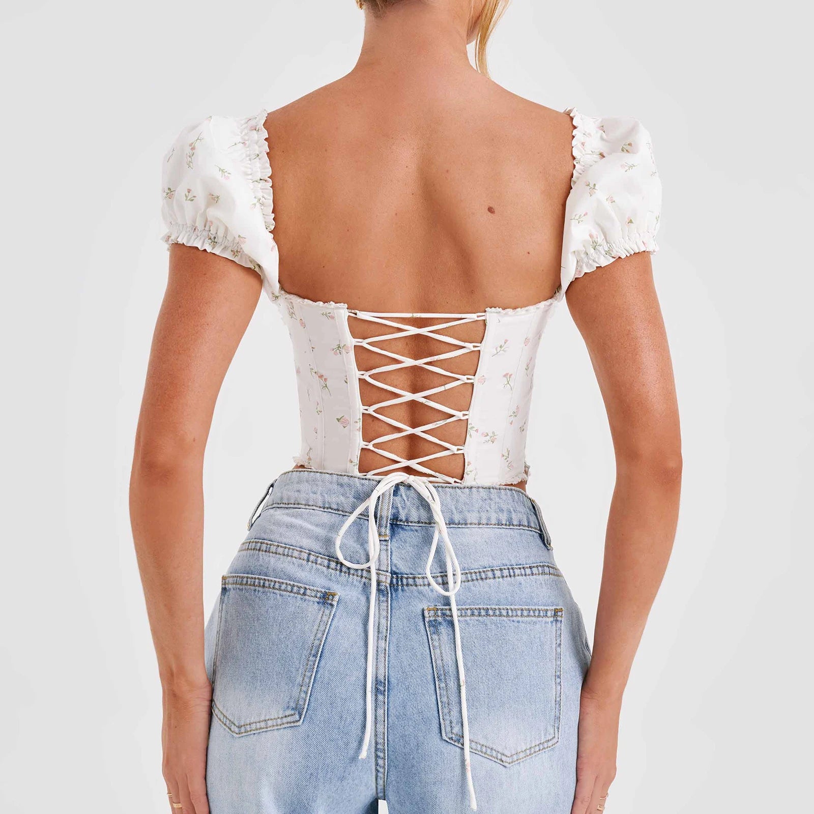 Floral Backless Crop Top with Square Neck for Summer - Image 5