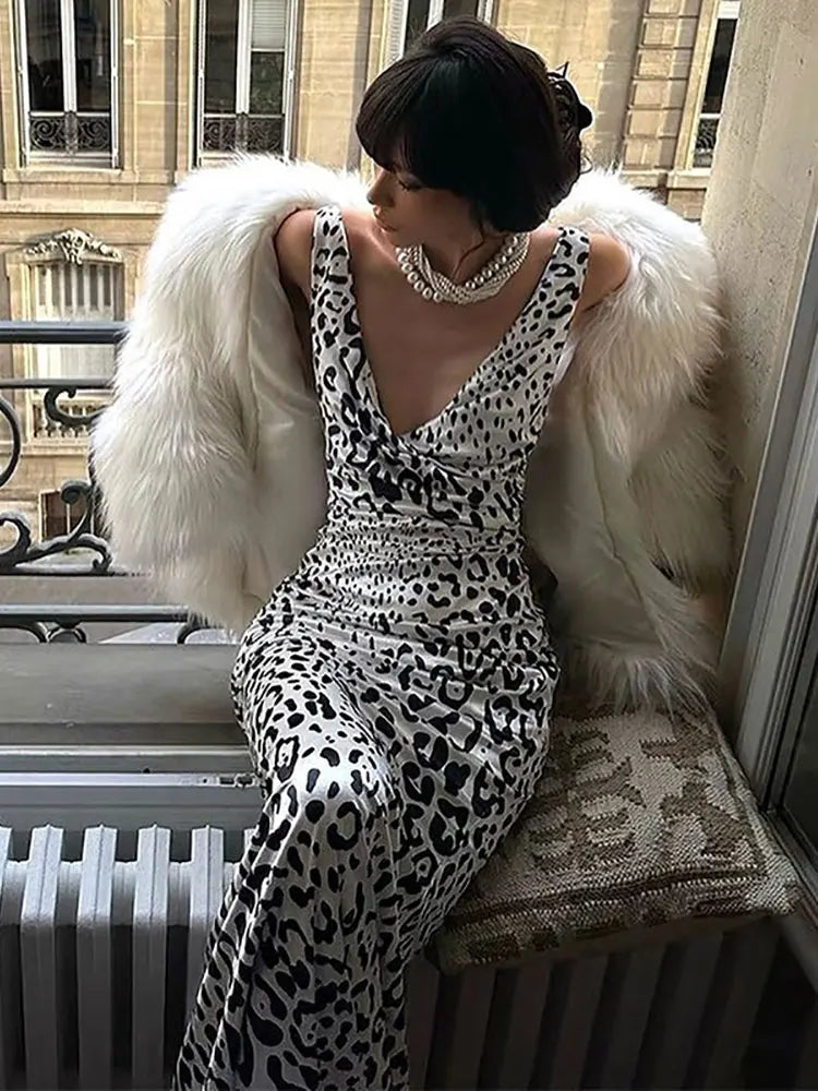 Elegant Deep V Neck Backless Leopard Print Maxi Dress - Image 4