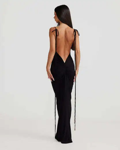 Chic Backless Halter Solid Color Pleated Maxi Dress - Image 14