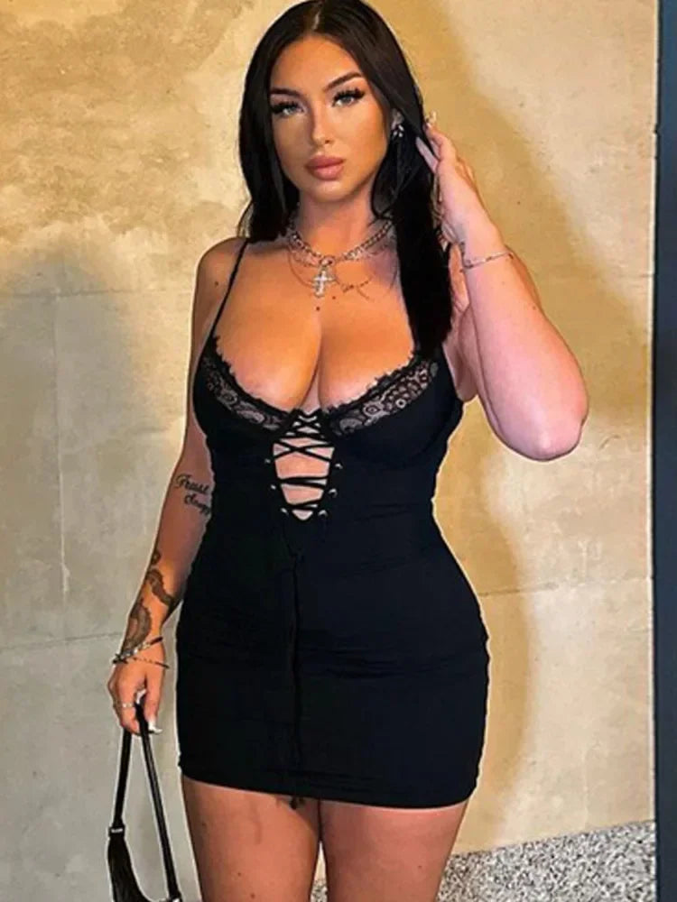 Black Lace Mini Dress - Sleeveless Backless Bodycon Style - Image 3