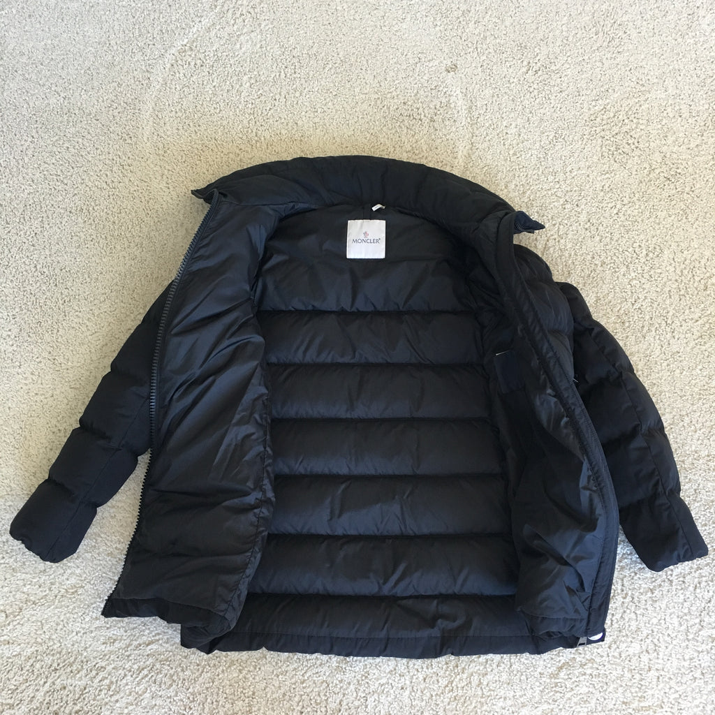 moncler petrea quilted puffer coat