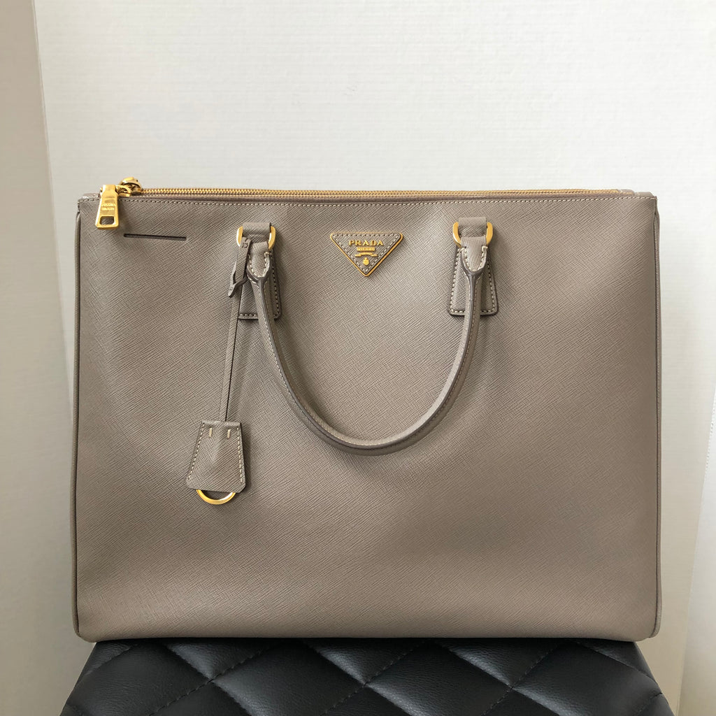 prada saffiano executive tote