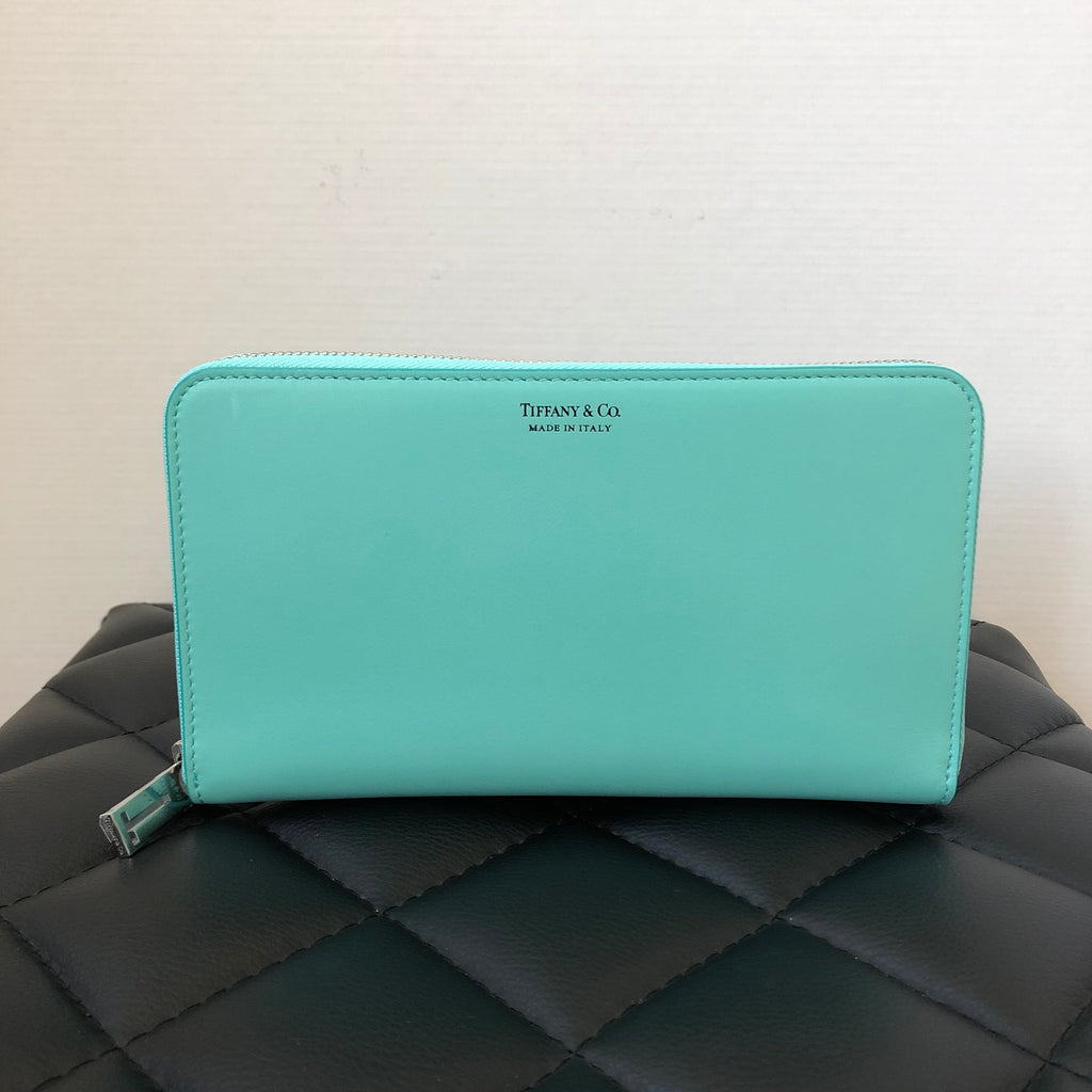 tiffany and co travel wallet