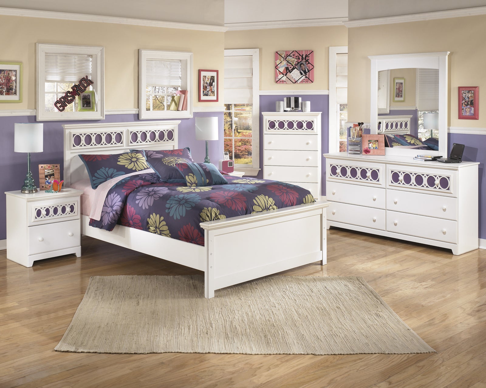 Ashley Zayley 4 Pc Youth Bedroom Set