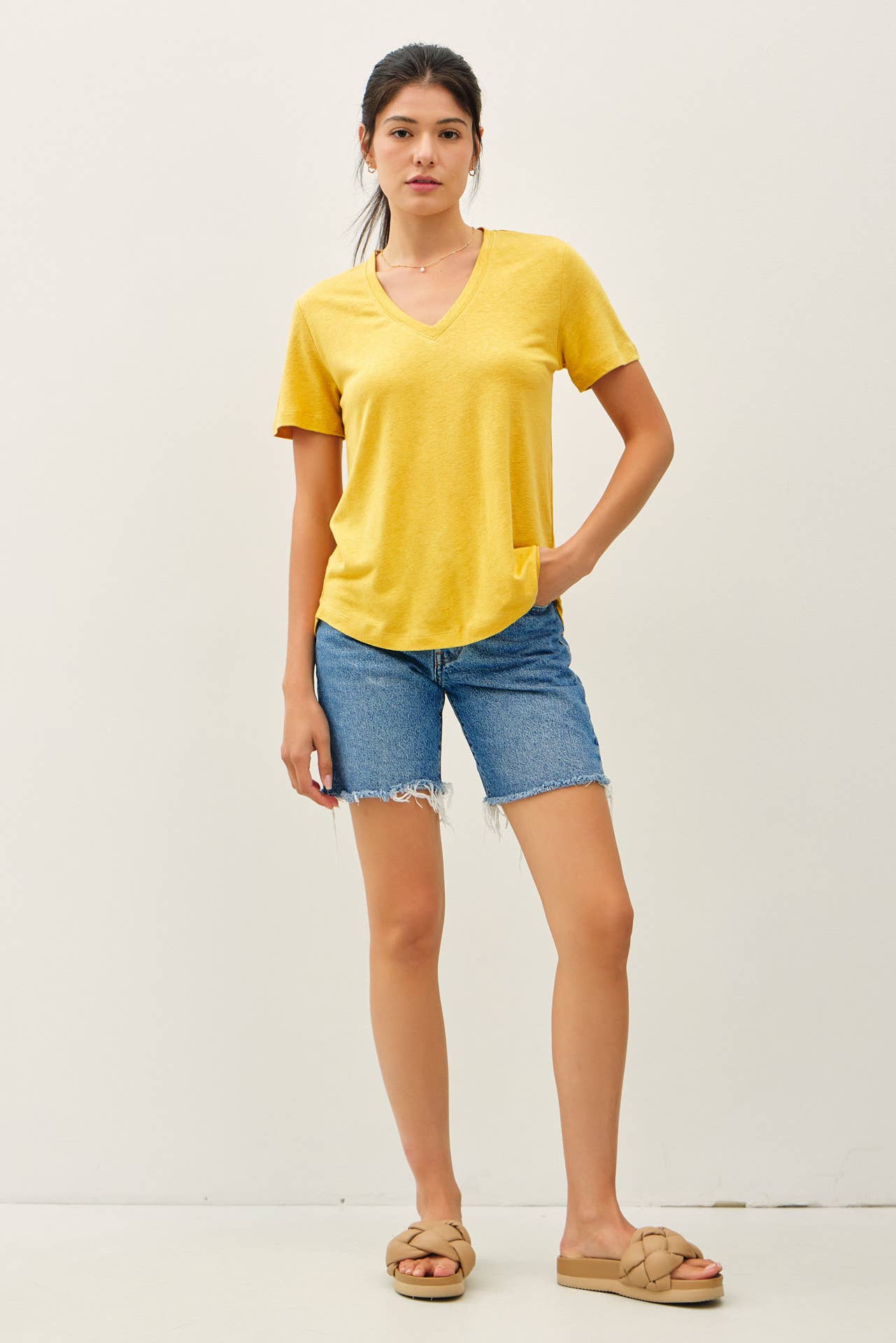 Short Sleeve V-Neck T-Shirt for Everyday Wear
