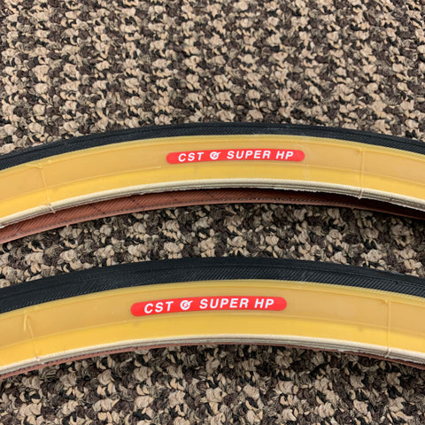 schwinn continental tire size