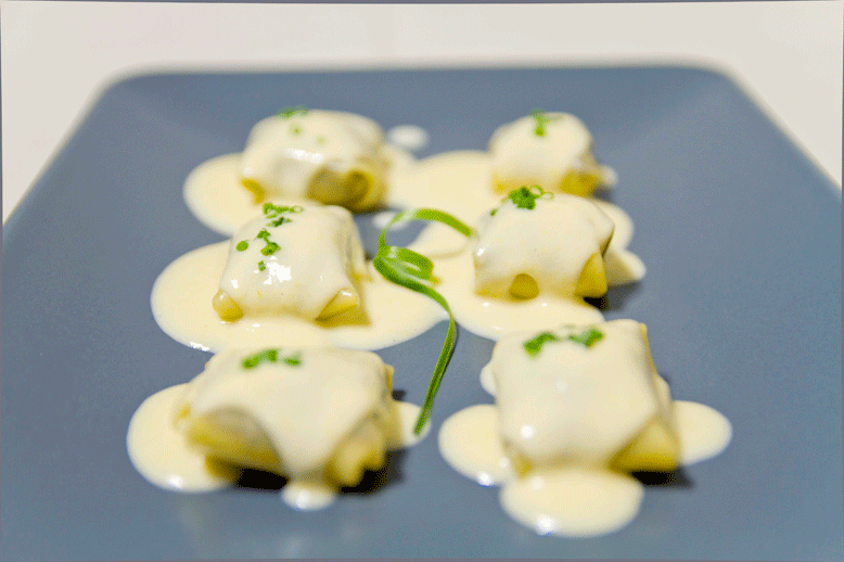 Raviolis erizo de mar · Sal y Laurel