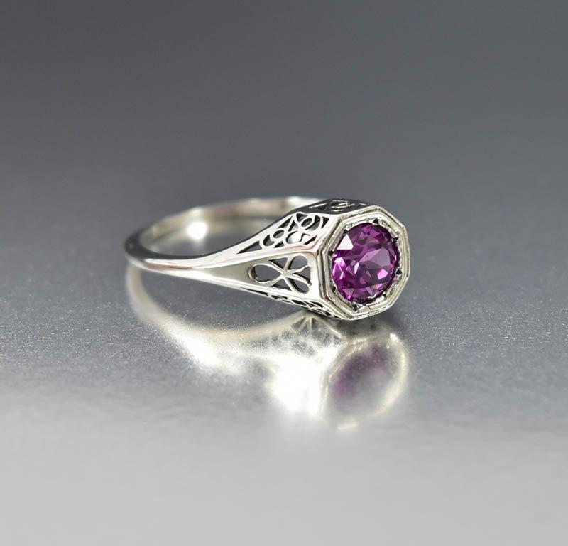 Art Deco Style Silver Color Change Sapphire Ring – Boylerpf
