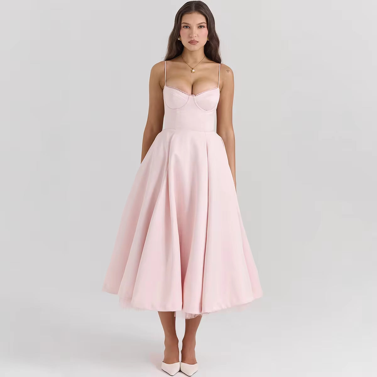 Elegant Backless Suspender Dress for a Flirty Look - Image 7