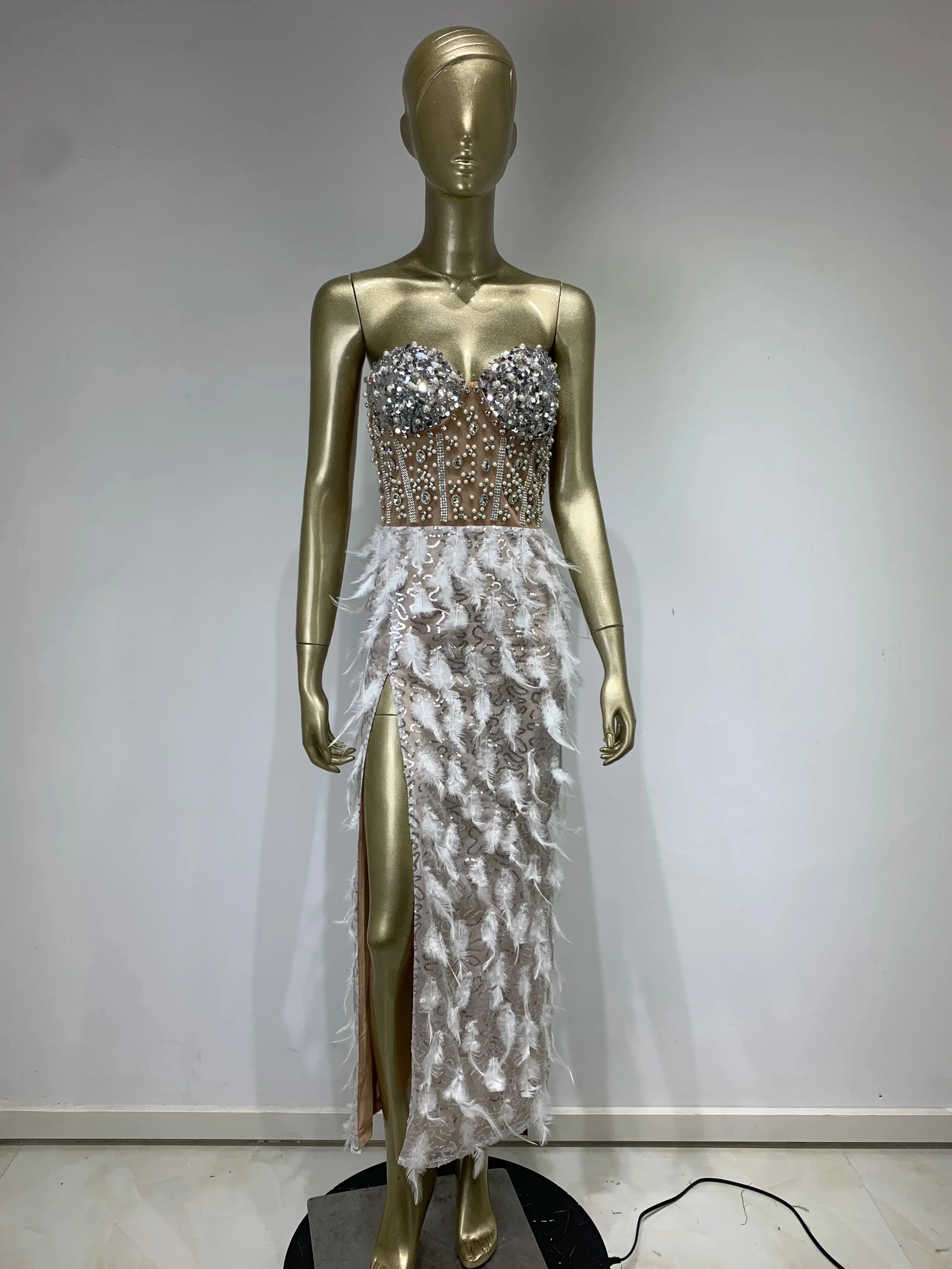 Elegant Strapless Backless Pearl Beaded Midi Dress - Image 7