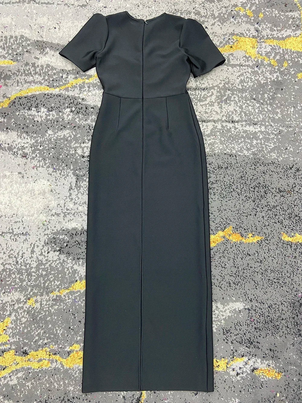 Chic Black Short Sleeve Diamond Bow Bodycon Midi Dress - Image 6