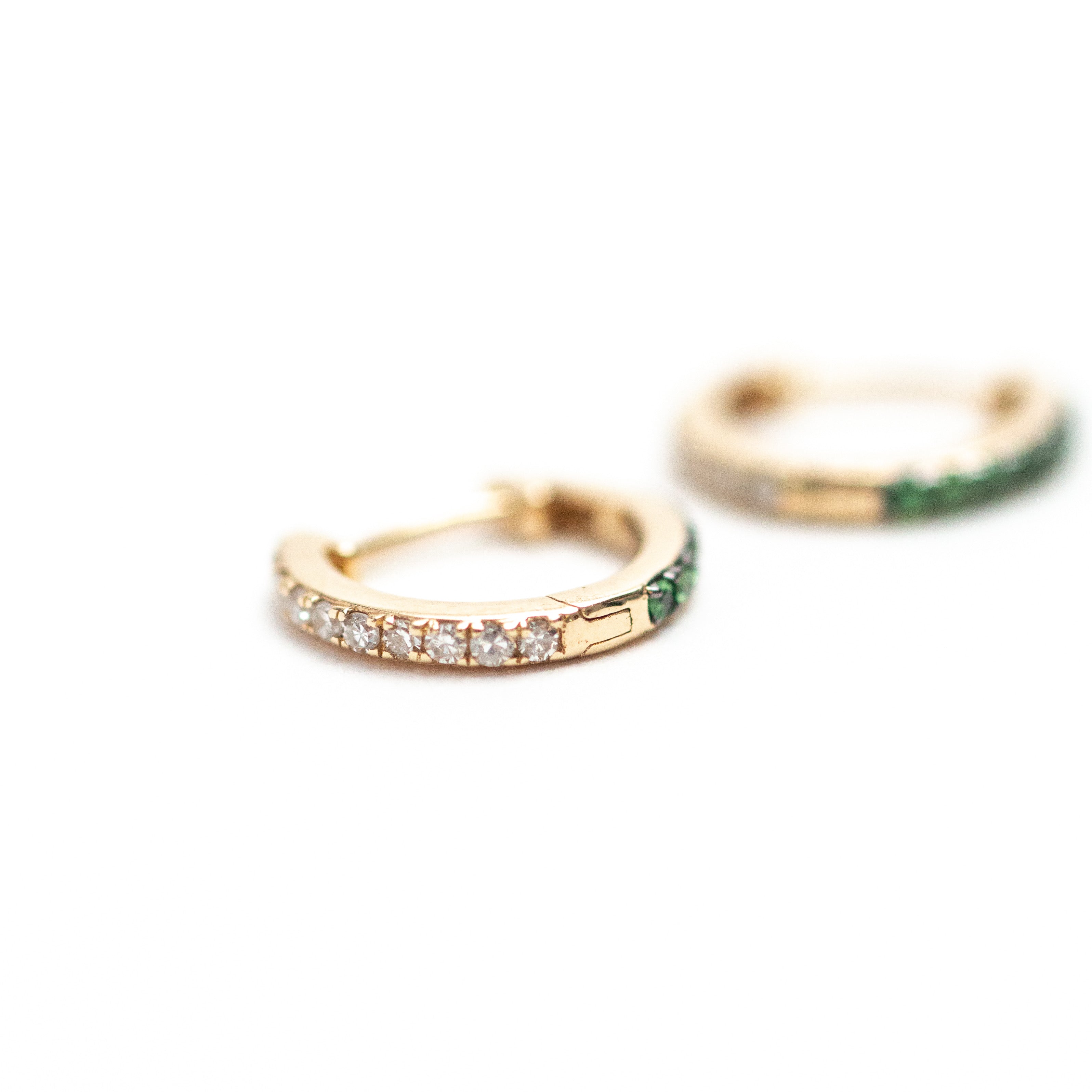 Duo Diamond / Emerald Huggies