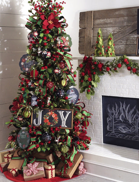 Homespun Christmas theme tree from Raz Imports