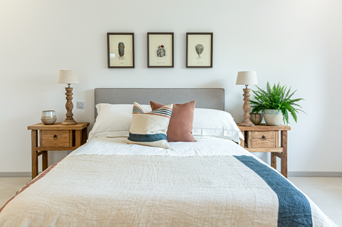 Home Staging Bedroom Cotswold Grey