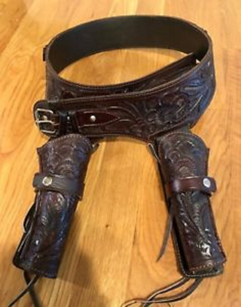 22 Caliber Heritage Rough Rider Western Cowboy Leather Gun Holster   Double 4e9c9e09 F54a 410b A479 1adfd9893377 Grande 