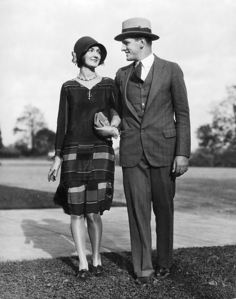 19s Portrait Smiling Stylish Couple Walking Arm In Arm Posters Prints By Corbis