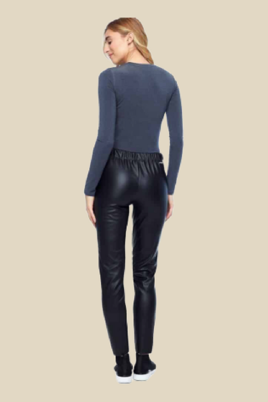 Kaylee Straight Faux Leather Pants – The Old Mill