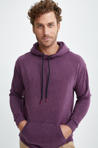 The Role of Acid Wash Hoodies in Men's Fashion