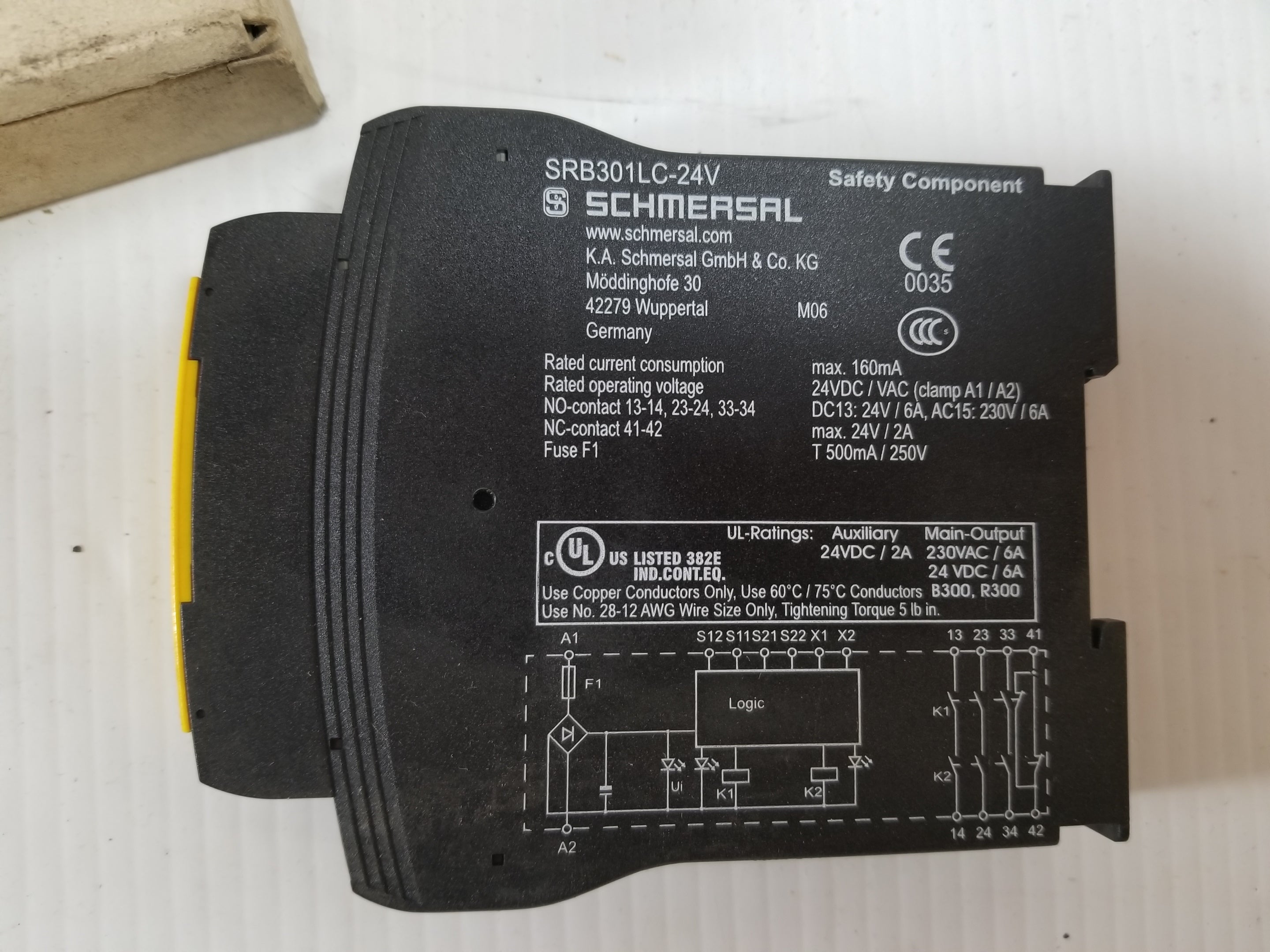 Schmersal SRB301LC-24V Safety Relay | Metal Logics, Inc.