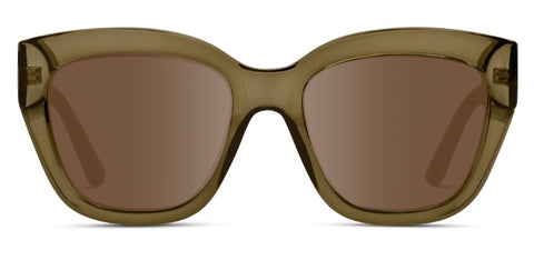 Bold classic sunglasses with polarized lenses