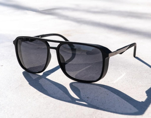 Square polarized aviator sunglasses for men