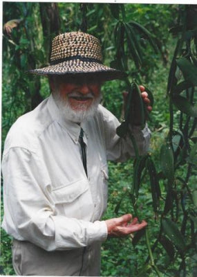 Ray with Vanilla Vine