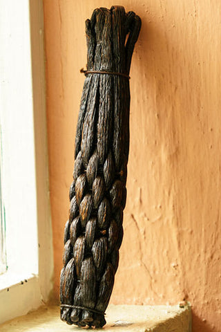 Traditional Mexican Vanilla Braiding