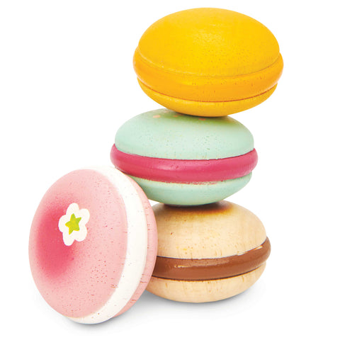 https://cdn.shopify.com/s/files/1/0897/1230/products/TV330-Macarons-Macaroons-Wooden-Toy3_large.jpg?v=1583667549