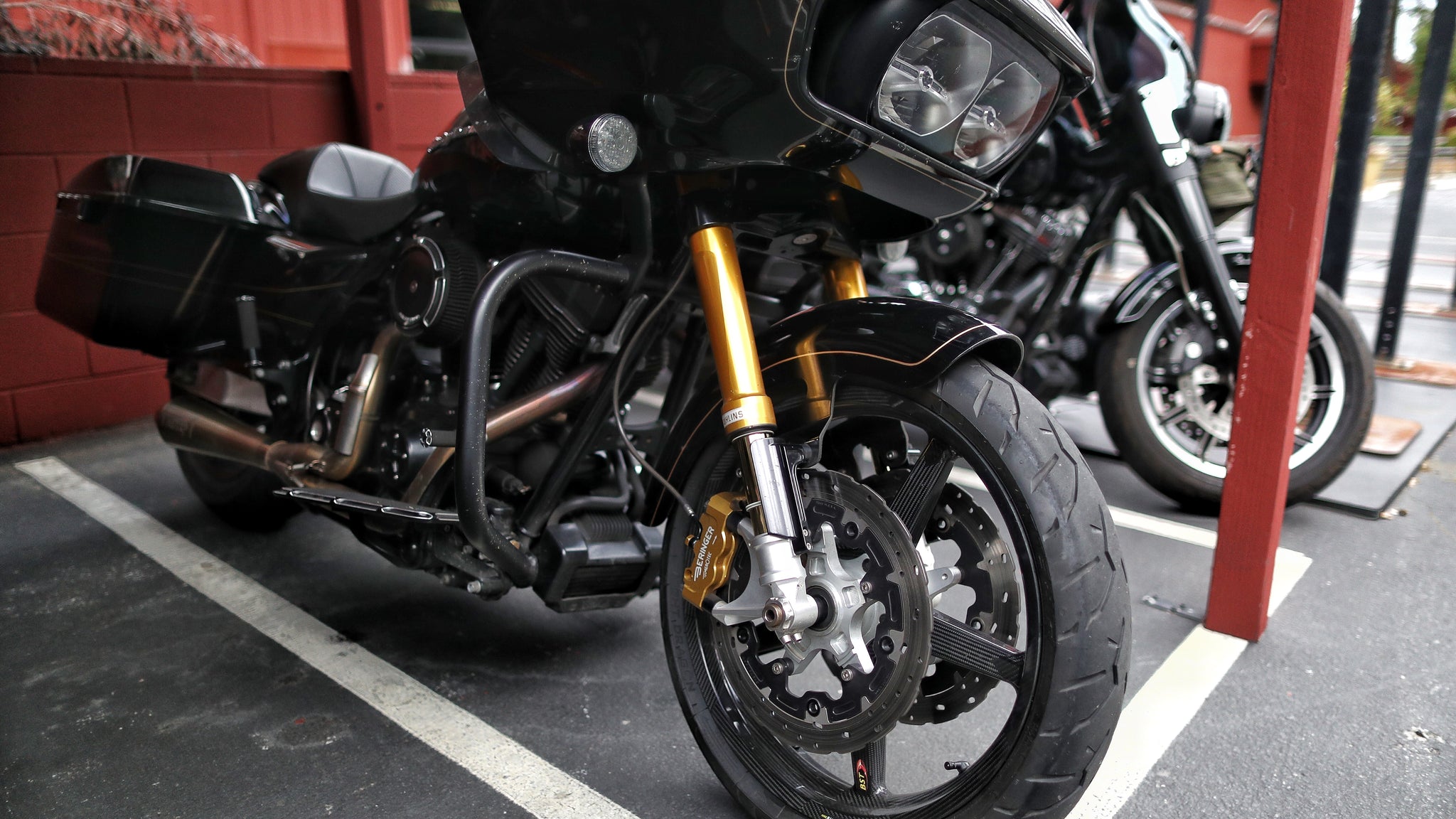 ohlins front suspension harley touring