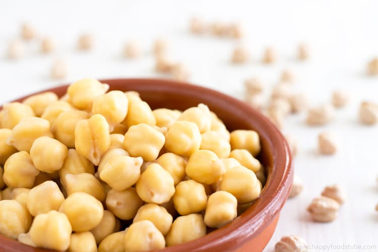 Chickpeas are best food to increase fiber intake.
