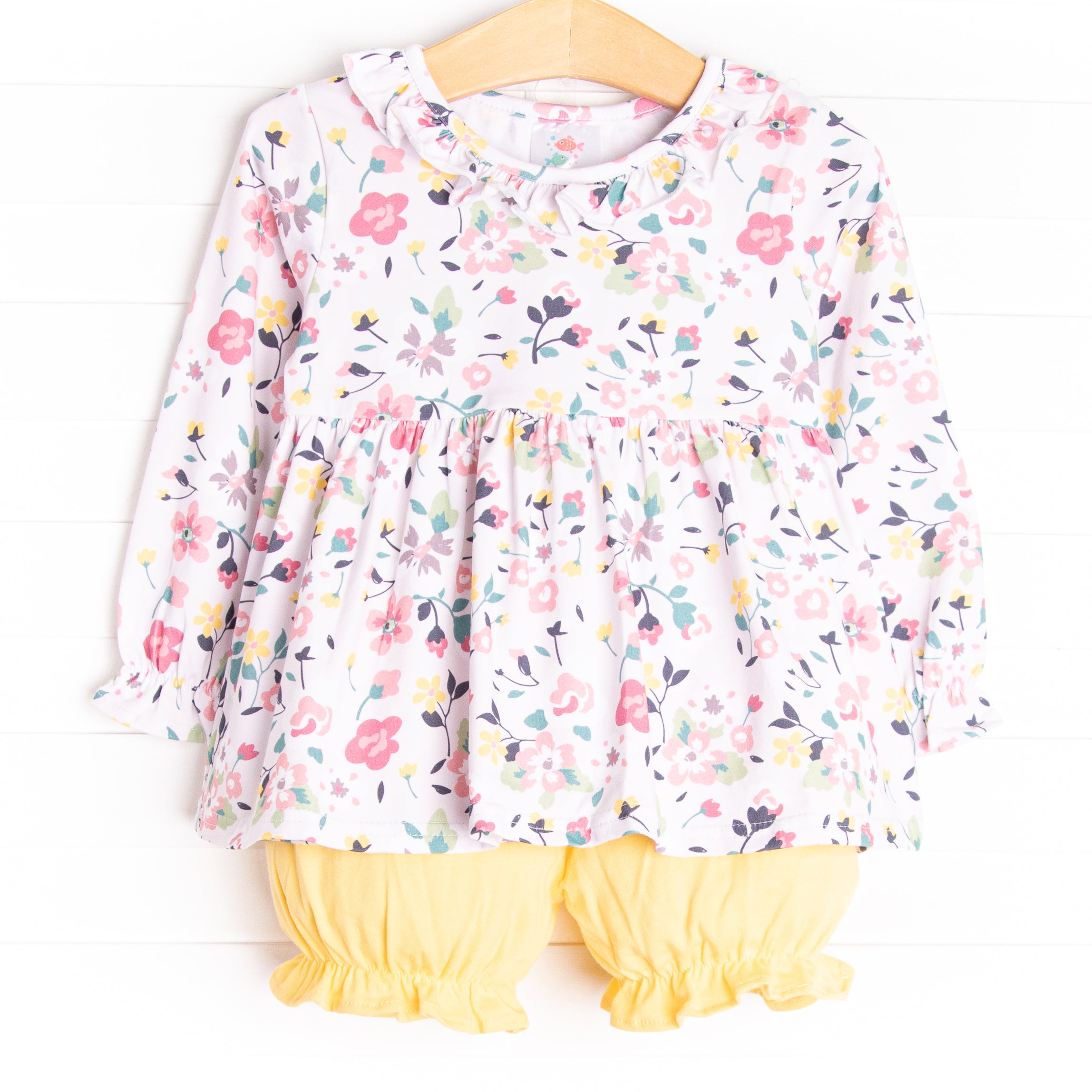 Image of Sunny Blooms Bloomer Set, Yellow