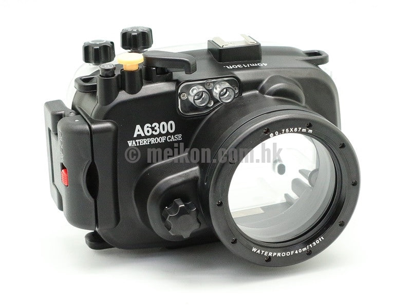 Sony A6300 (16-50) 40m/130ft Meikon Underwater Camera 