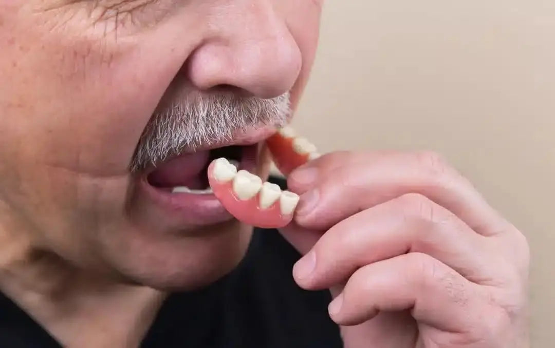 The Complete Guide to Adjusting to Dentures for New Wearers