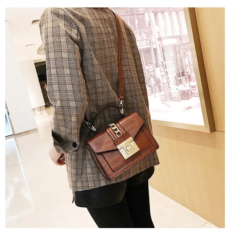 Croc PU Leather Envelope Crossbody | Soulmate Streetwear – same ANTHEM.