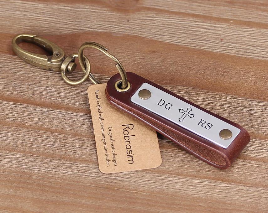 Monogrammed Leather Keychain | Robrasim