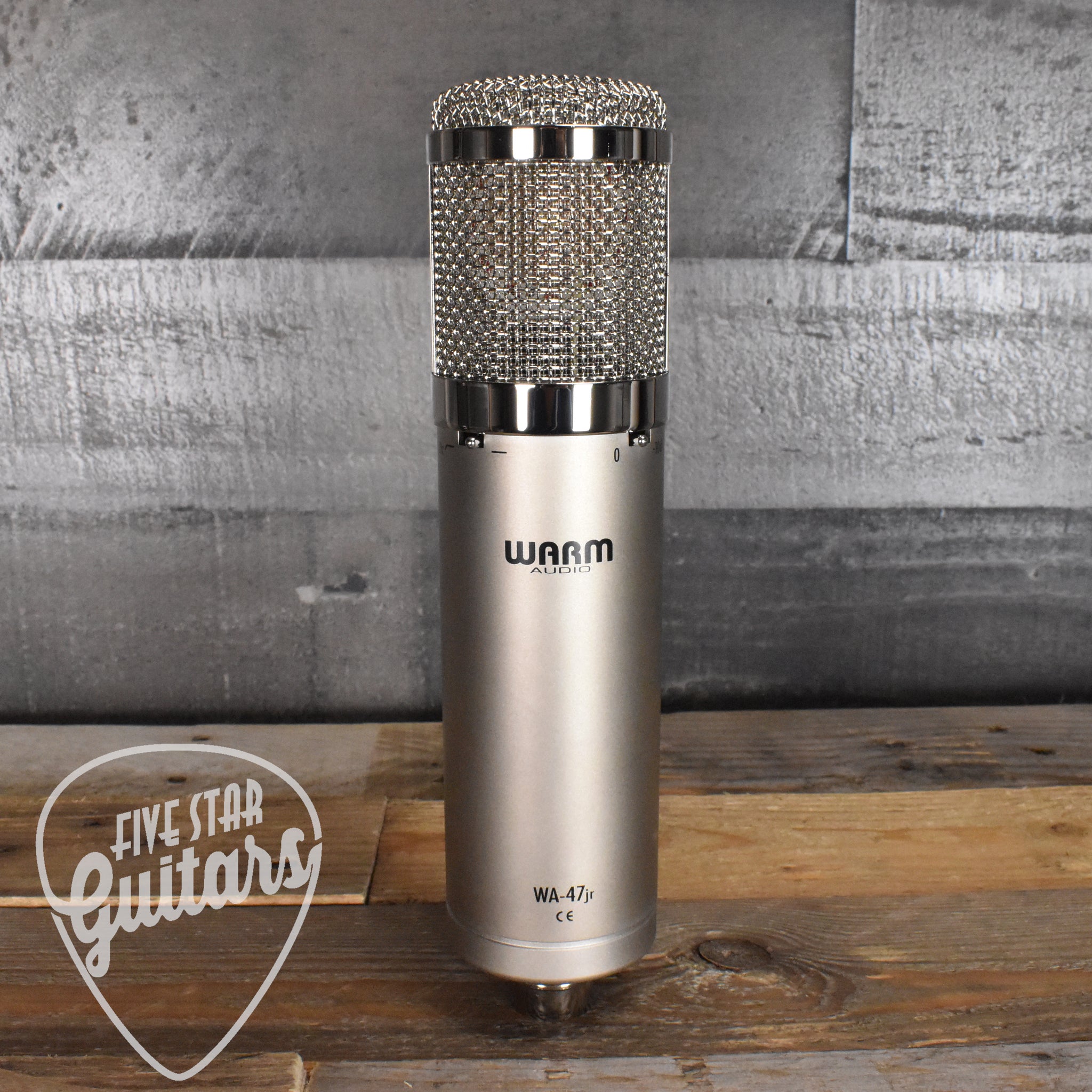 Shure SM57 Microphone - Five Star Guitars