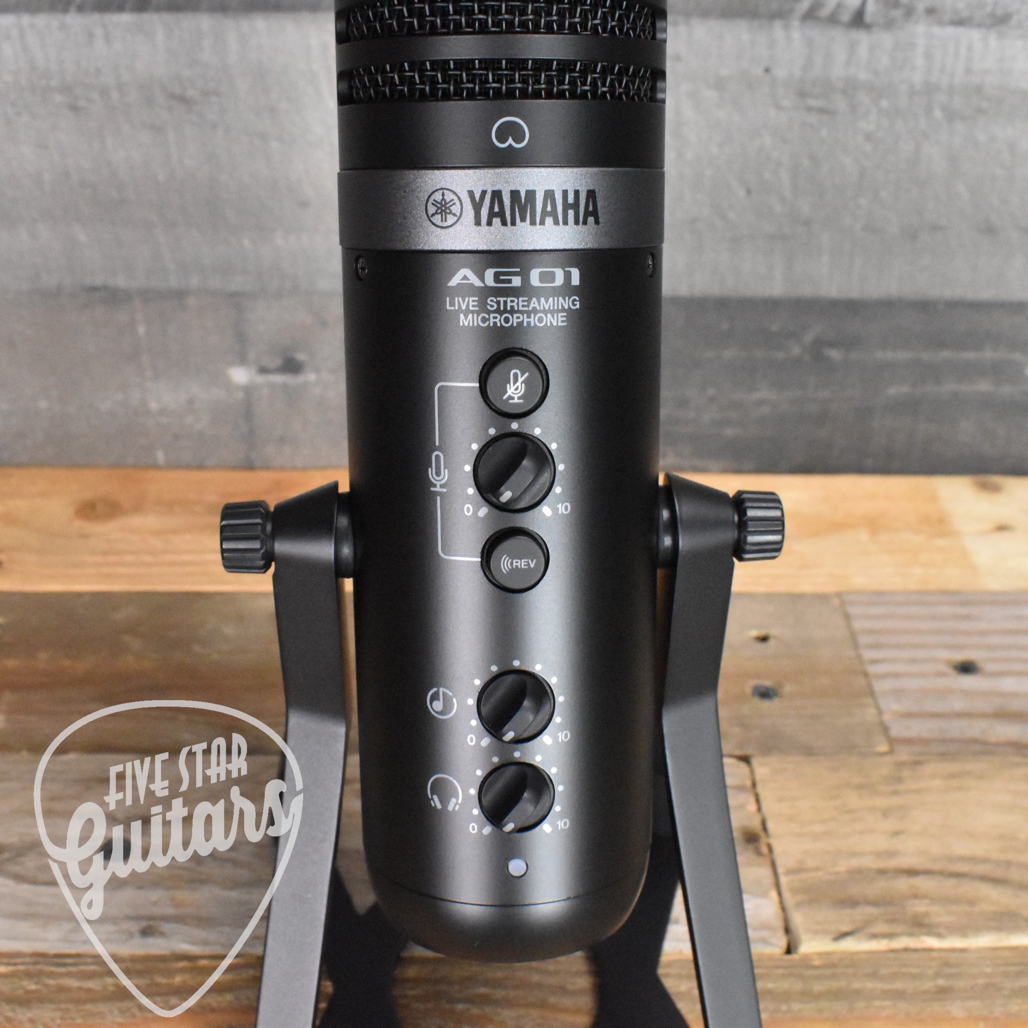 AG01 Streaming Loopback Audio USB Microphone - Yamaha USA