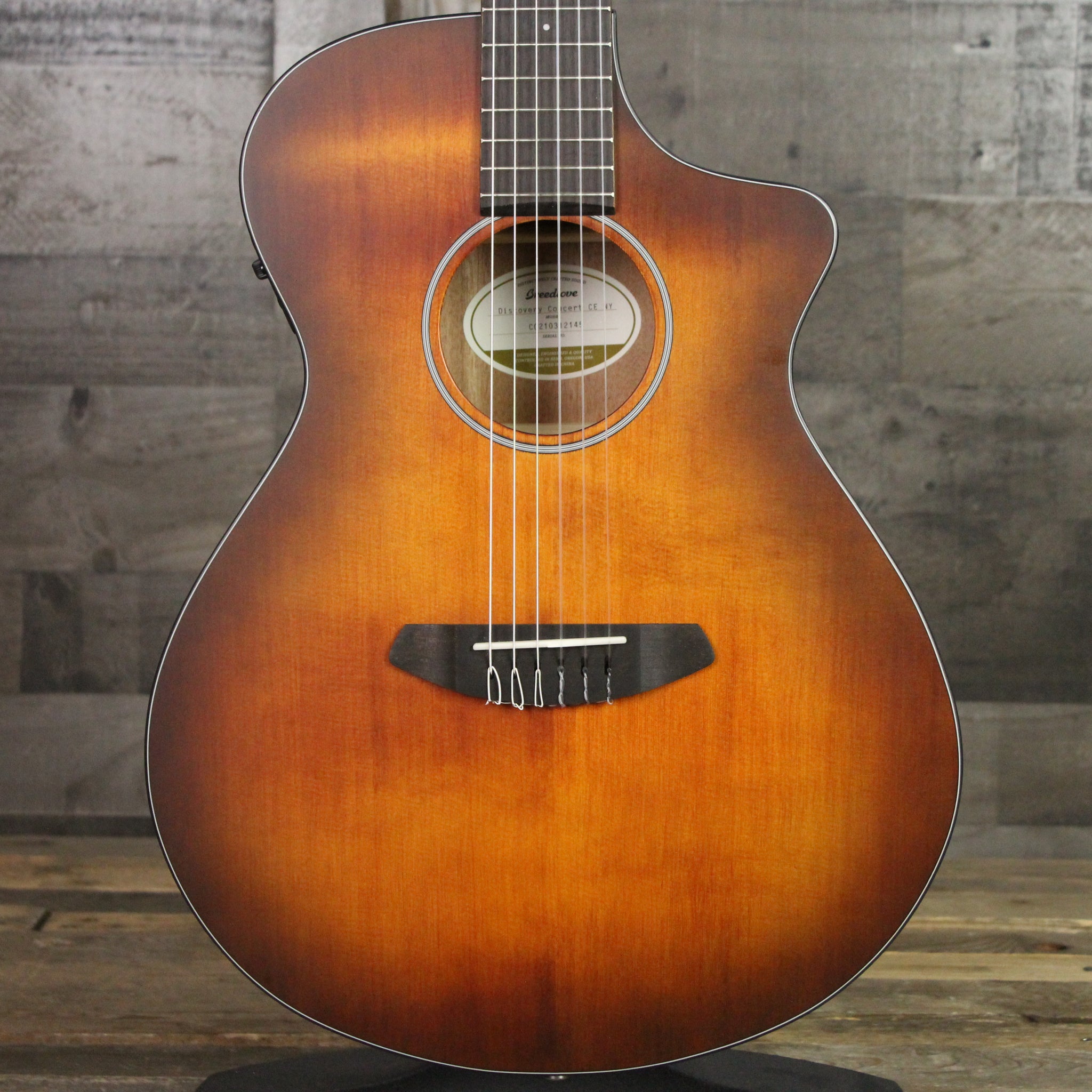 breedlove discovery concert bourbon