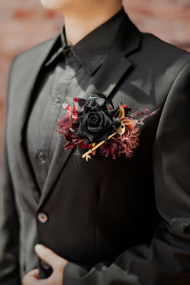 Pocket Square Flowers for Groom: What Is a Pocket Square Boutonnière?