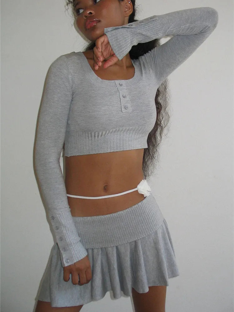 Chic 2-Piece Knit Set: Long Sleeve Crop Top & Skirt - Image 5