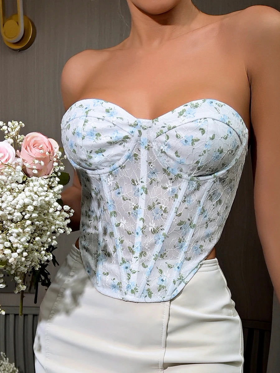 Women's Sleeveless Flower Print Crop Top for Clubwear - Image 3