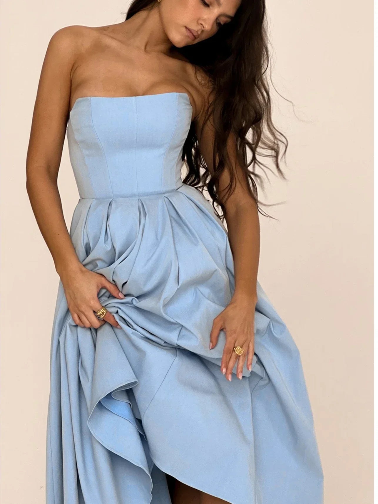 Elegant Strapless Midi Party Dress for Wedding Guests - Image 6