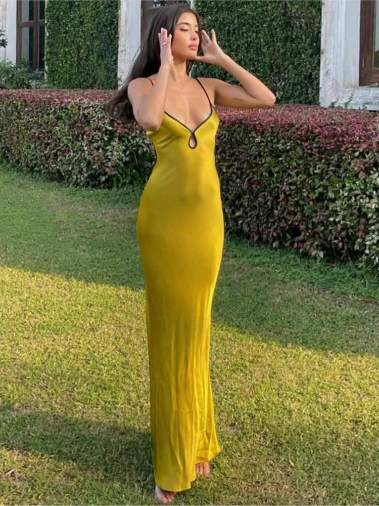 Chic Slim Spaghetti Strap Bodycon Dress for Parties - Image 3