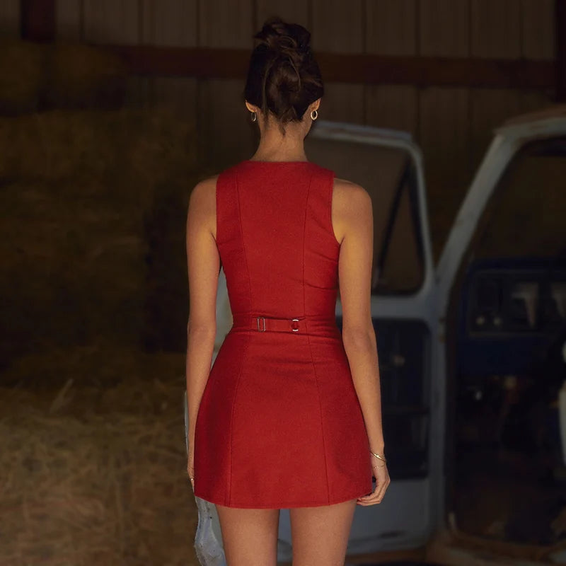 Spring 2024 Women's Slim Sleeveless Short Dress Collection - Image 3