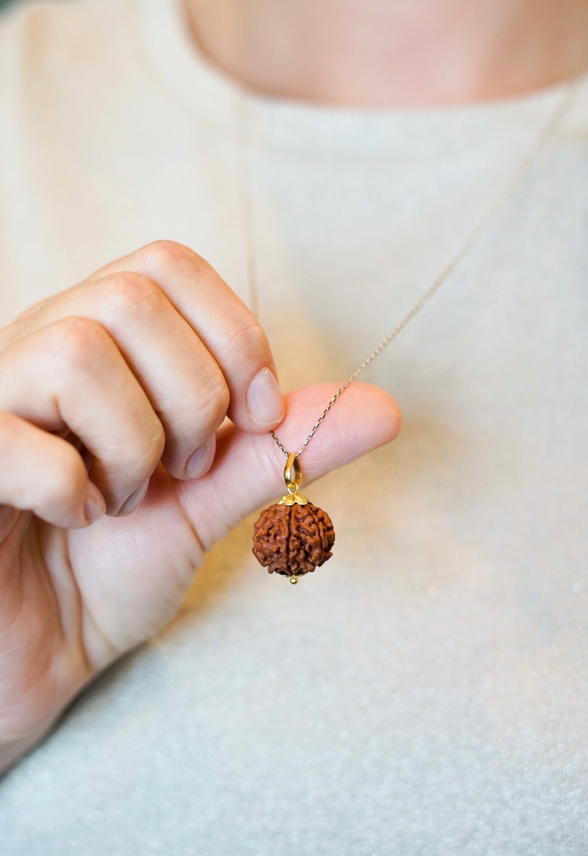 rudraksha pendant in gold