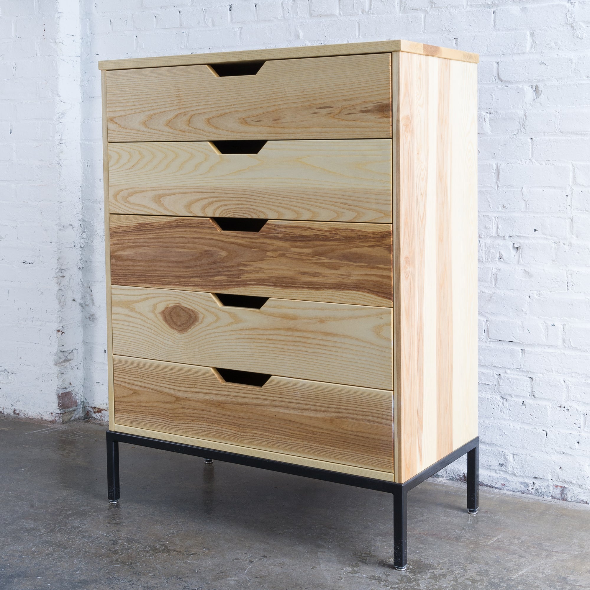 Pelham Five Drawer Dresser Hugo Hoby