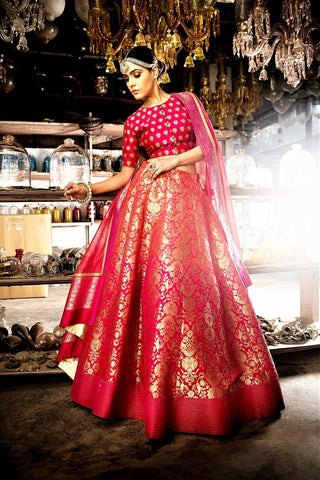 How to Wear Designer Lehenga to Look Slim? – Pure Elegance