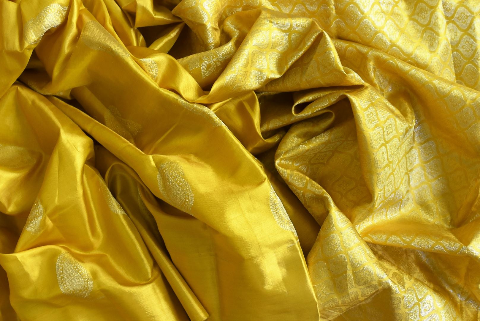 Shop yellow Kanchipuram sari online in USA with zari buta and zari border. Be ready for weddings and festive occasions in stunning silk sarees, Kanchipuram sarees, handwoven sarees, soft silk sarees from Pure Elegance Indian saree store in USA.-details
